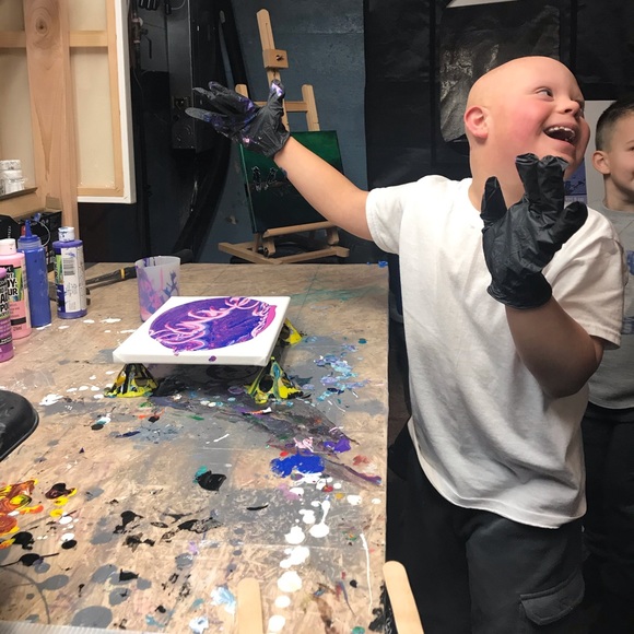 Meet your Posher, Betsy - Picture 4 of 7